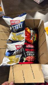 lot 4984 image: Buffalo chicken jerky plus Snacks & Treats Variety Lot  - Retail $0