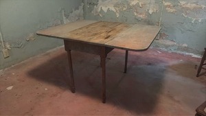 lot 100 image: Antique Drop Side Table, Good Display Table or Project, Solid, Neat-O Hardware