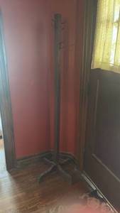 lot 217 image: Wooden Coat Stand with Metal Hooks and Base