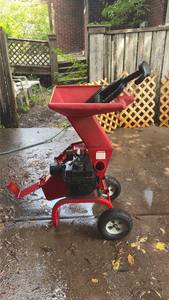 Troy-Bilt Junior Tomahawk Chipper/Shredder