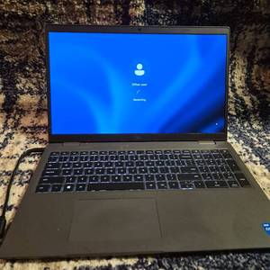 lot 140 image: Dell Latitude 3540 Laptop with Carrying Case - Buyer Will Need to Wipe and Reboot Computer