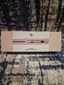 lot 200 image: Lange Hair Le Ceramique Flat Iron - Blush - 1 5 Heat Settings, All Hair Types, Heats to 450°F