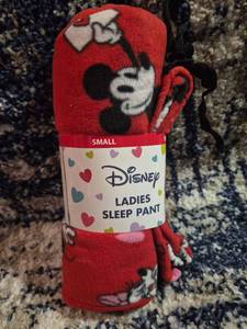 lot 202 image: Disney Ladies Sleep Pant Small Red 43MK660XPTCV-RED