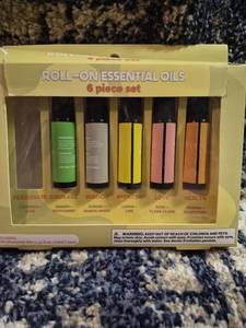 lot 215 image: Roll-On Essential Oils 6 Piece Set 10mL0.34 fl oz Each - Missing 1 (rejuvenate)