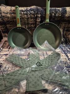 lot 248 image: Pierre Balmain 2-Piece Cookware Set (8 and 10 Inch) with Pot and Pan Protectors