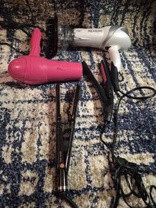 lot 255 image: Revlon Hair Styling Tool Lot - Dryer, Straightener, Blow Diffuser