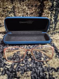 lot 400 image: GlassesUSA Eyeglasses with Blue Case
