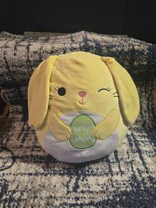 lot 405 image: Squishmallows Original Goldine the Yellow Bunny Rabbit Plush Toy