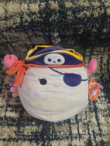 lot 408 image: Squishmallows Original Cailey the Pirate Crab Plush Toy