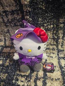 lot 414 image: Hello Kitty Plush Figure Halloween Witch Costume Purple