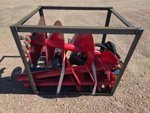 lot 6630 image: Handy Skid Steer Hydraulic Auger Attachment SSA18