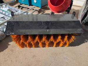 lot 6850 image: Mini Skid Steer Sweeper Attachment 38
