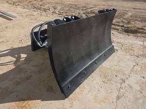 lot 6853 image: Heavy Duty Mini Skid Steer Snow Pusher Plow