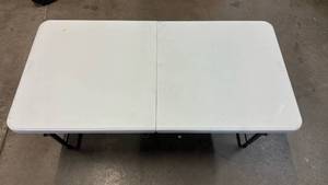 lot 2022 image: Peakform Durable Study Multi-Use 4x2 Bifold Table