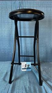 lot 2036 image: Peakform Vinyl Padded Folding Stool