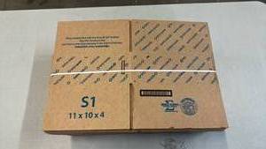 lot 2062 image: ShippingMoving Boxes. 11x10x4. Qty 25