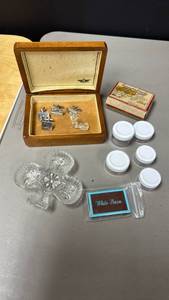 lot 122 image: Airplane Cufflinks Set with Box, Clear Glass Club Shaped Ash Tray, Tiny Jars and box of matches