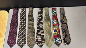 lot 135 image: Lot of 7 Neckties Assorted Patterns and Colors