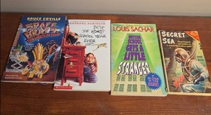 lot 728 image: 4 pre-Teen books
