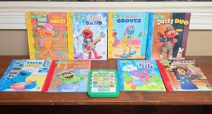 lot 732 image: Sesame Street Childrens Books and me Reader - full set, tested, works