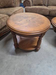 lot 8 image: Round Side Table with Inlaid Top and Turned Legs. 27.5 Diameter. 20.5 H.  Minor bubbling on the inlay top (hard to see if photos)