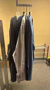 lot 211 image: Mens Clothing Size XXL - 5 tops