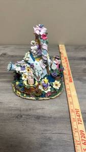 lot 509 image: Decorative Floral Ceramic Music Box with Cherubs and Flowers