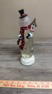lot 560 image: Liquid Filled Snowman Figurine with LED Lights