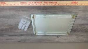 lot 574 image: Mirrored Bathroom Tray and a Weekly Pill Organizer 7-Day