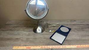 lot 576 image: Lighted Tabletop Mirror with Magnification and Compact Mirror Set