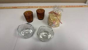 lot 628 image: Candle and Glass Candle Holders - 2 Amber Hobnail Votive Holders, 2 Glass Leaf Bowl Votive Holders, 1 Wrapped Pillar Candle