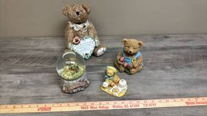 lot 645 image: Teddy Bear Lot including Snow Globe Music Box, Plush Bear and Ceramic Figurines