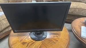 lot 306 image: AOC 21 inch LCD Monitor Display (D-Sub and DVI connection type) Model M2060SWD2 195LM00001