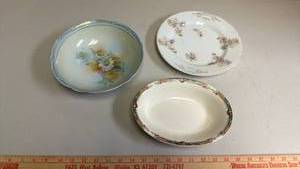 lot 414 image: Vintage Floral Porcelain Dishes - 2 Bowls and one Plate