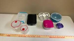 lot 452 image: Food Storage Containers Lot 8 Pieces Lids and Bases