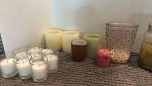 lot 1107 image: Candles