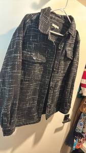 lot 1210 image: Maurices Womens jacket Size M