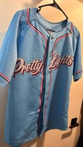 lot 1211 image: Pretty Lights Baseball Jersey Button-Up Shirt size m