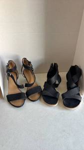 lot 1221 image: Womens Black Strappy Sandals Heeled 2 Pairs size 6.5