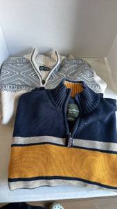 lot 1225 image: Eddie Bauer and Chaps sweaters size m