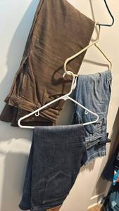 lot 1246 image: Mens pants size 34x32