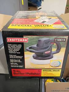 lot 2017 image: Craftsman 9in. BufferPolisher