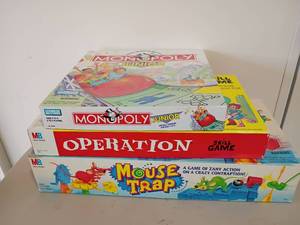 lot 2118 image: Board Games