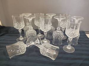 lot 2221 image: Crystal Glassware 12pcs  Stemmed Glasses