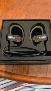 lot 70795 image: BBTEK Wireless Bluetooth Earbuds Pair with Charging Case