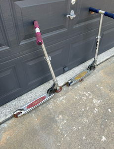 lot 70803 image: Razor Kick Scooter one per lot- this one is for the blue one
