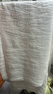 lot 25 image: White Textured White 8ft Rectangle Tablecloth