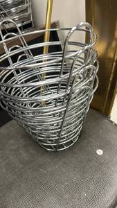 lot 70820 image: Set of 4 Wire Baskets with Handles