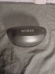 lot 7130 image: GUESS Eyewear Case
