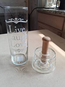 lot 27 image: Glass Butter Churn with Wood Handle Live Laugh Love Motif
